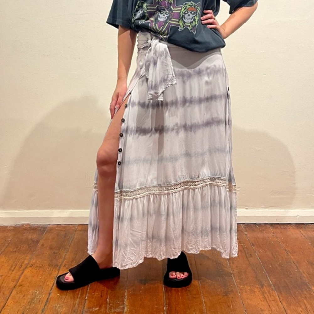 Jen’s pirate booty watermark maxi skirt